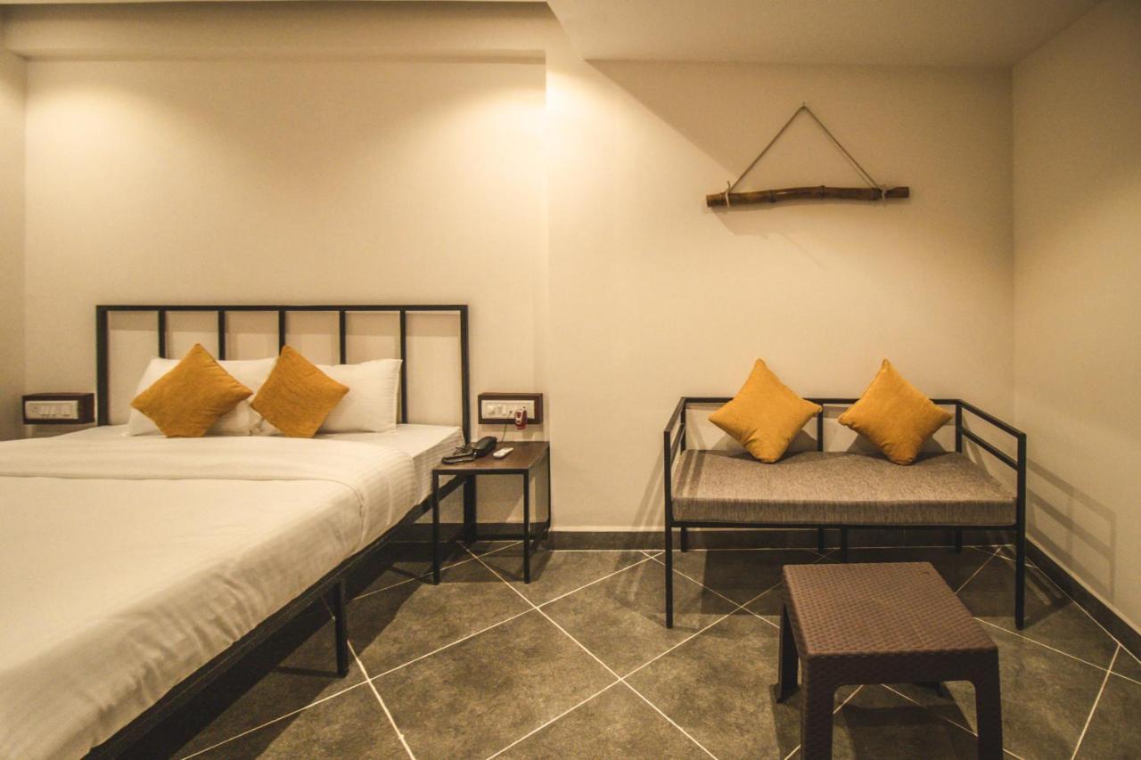 Amber Rooms Porvorim Exterior foto